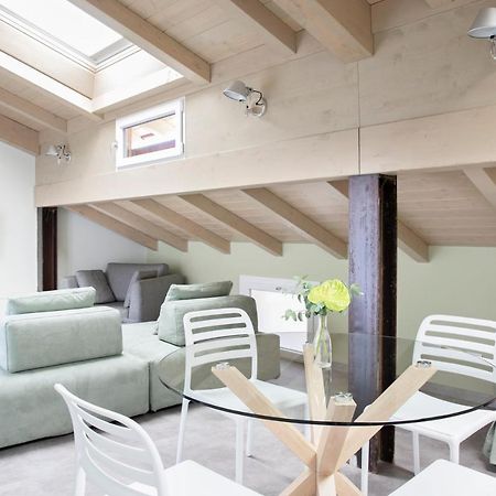 Charming Moment Di Villa Porta - Residenza Porto Vecchio Luino Exterior photo